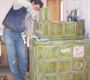 Montaggio della stufa in maiolica 5