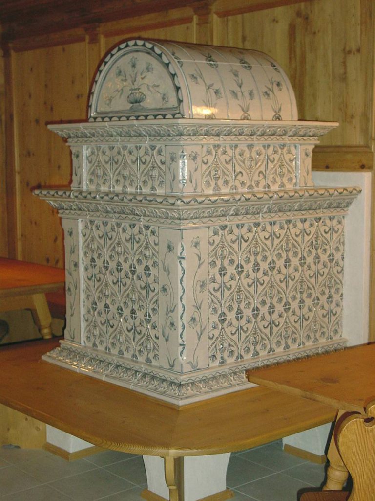 Muletto glatt stufa in maiolica vecchia maniera 001