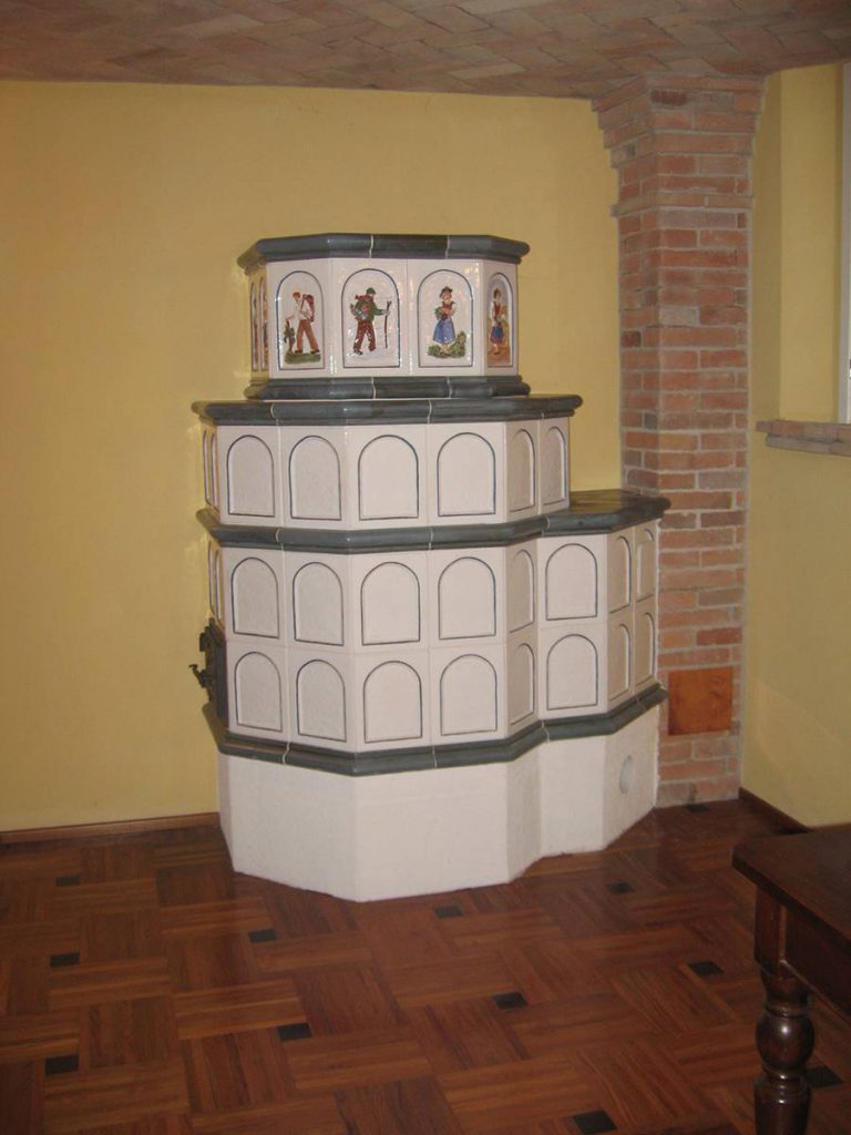 Zanoni stufa in maiolica a parete 011